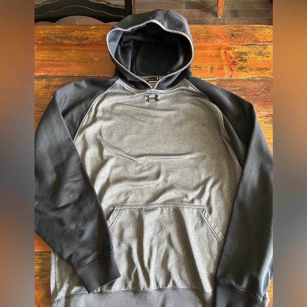 Under Armour Hoodie